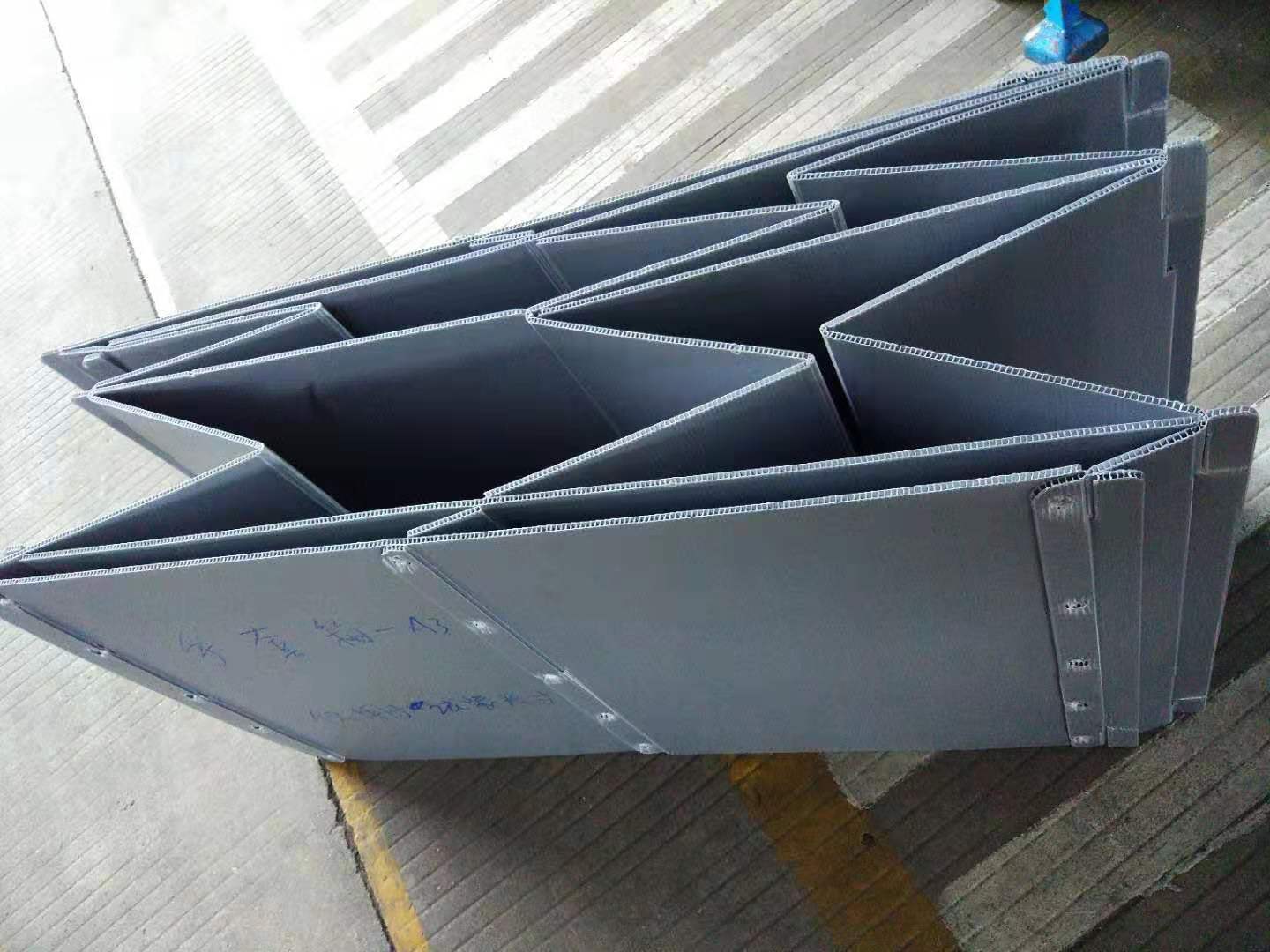 �ۯB������